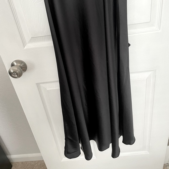 💥CLEARANCE Slip Dress - Picture 10 of 12